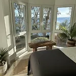 Renovated Aranja: With Big Balcony And Sea View Appartamento