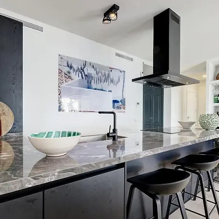Apartment Renovated Aranja: With Big Balcony And Sea View Estepona