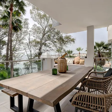 Apartment Renovated Aranja: With Big Balcony And Sea View